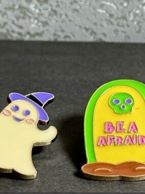 Halloween Enamel Pin Set Ghost Witch Tombstone Cute Spooky Lapel Pin Lot